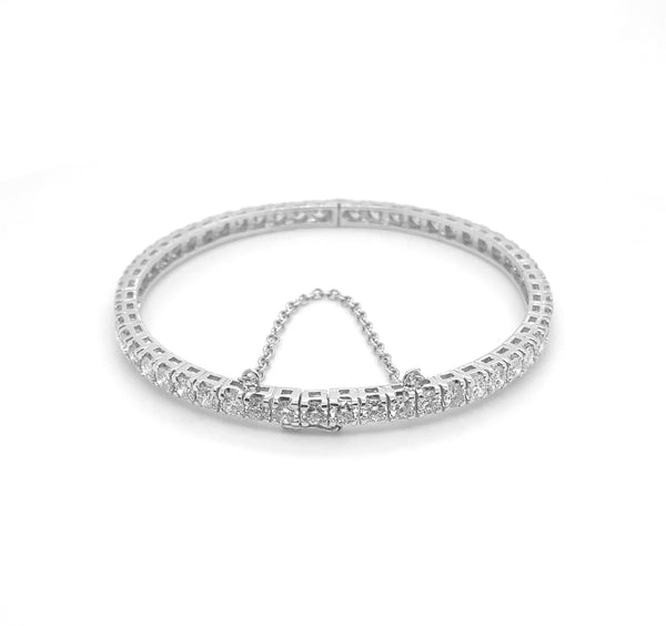 Diamond Bangle White Gold B001