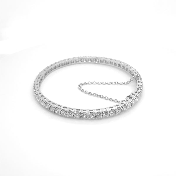 Diamond Bangle White Gold B001