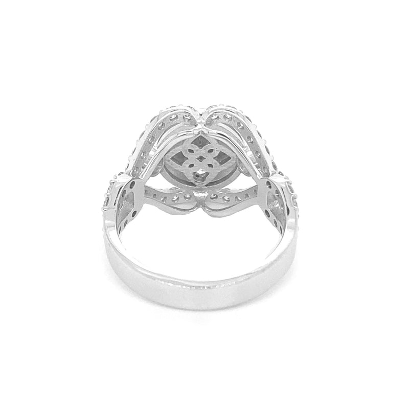 Diamond Halo Ring White Gold R034